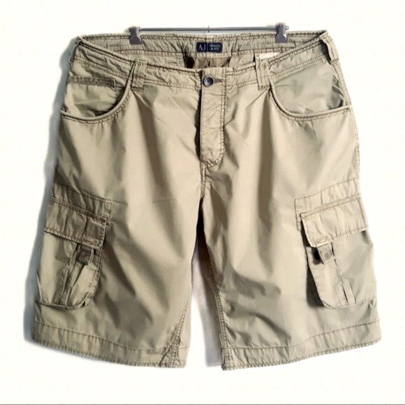 Vintage Beige Cargo Shorts 